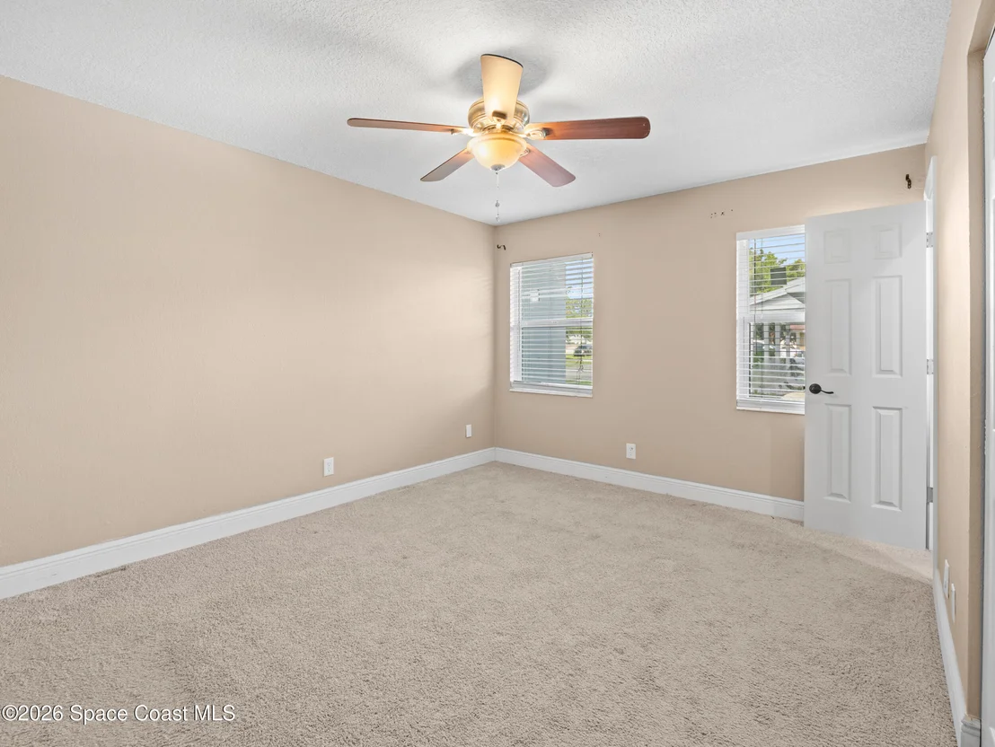 Photo of 956 Beechfern Lane