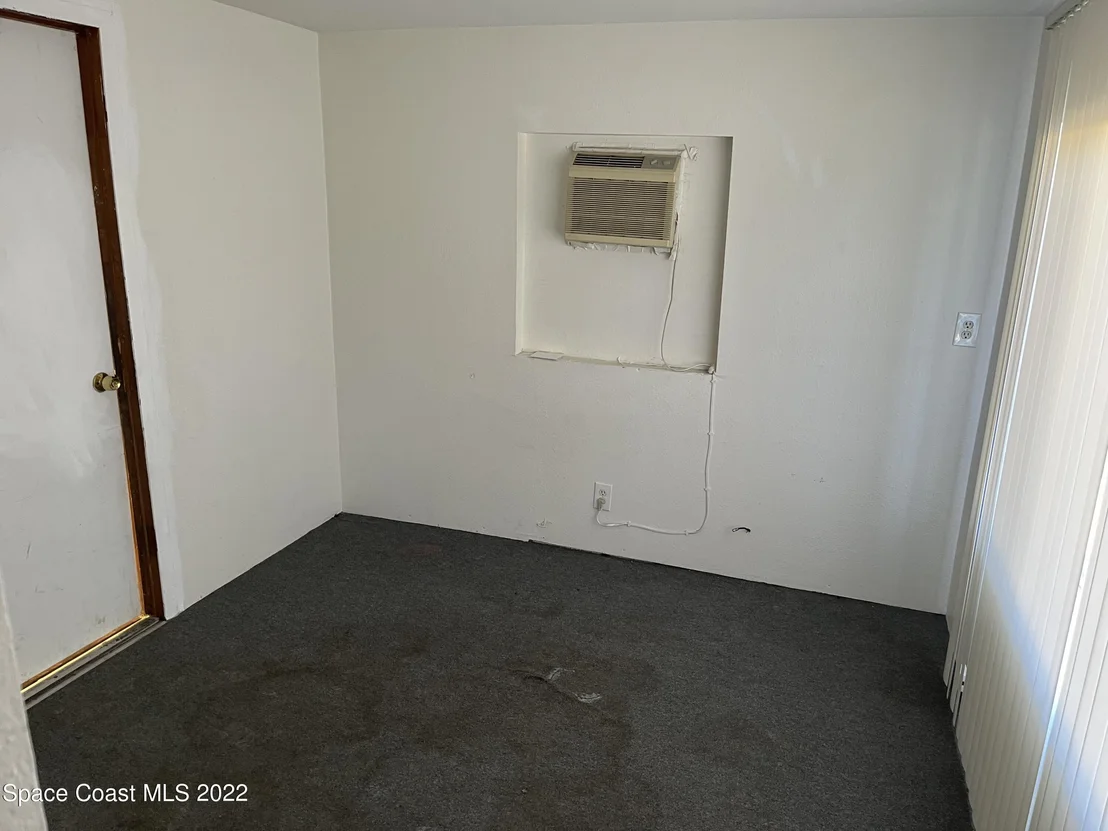 Photo of 308 Live Oak Lane