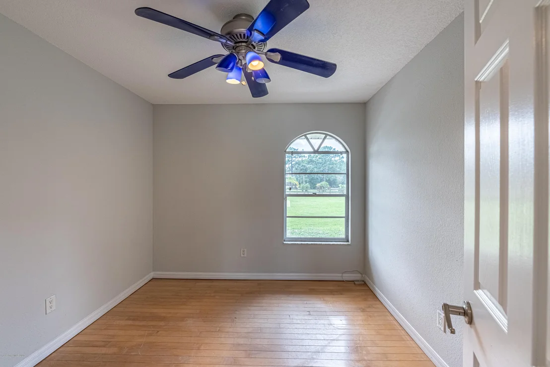 Photo of 4300 Pinewood Road