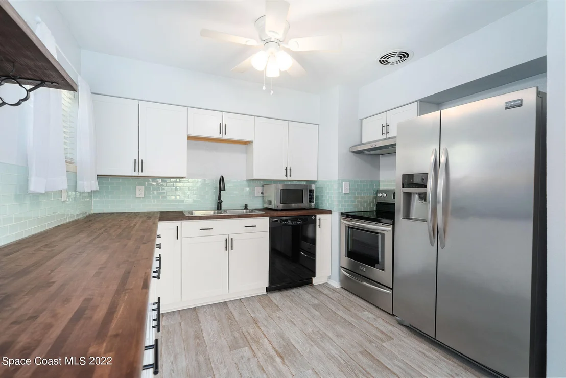 Photo of 323 Tulip Lane