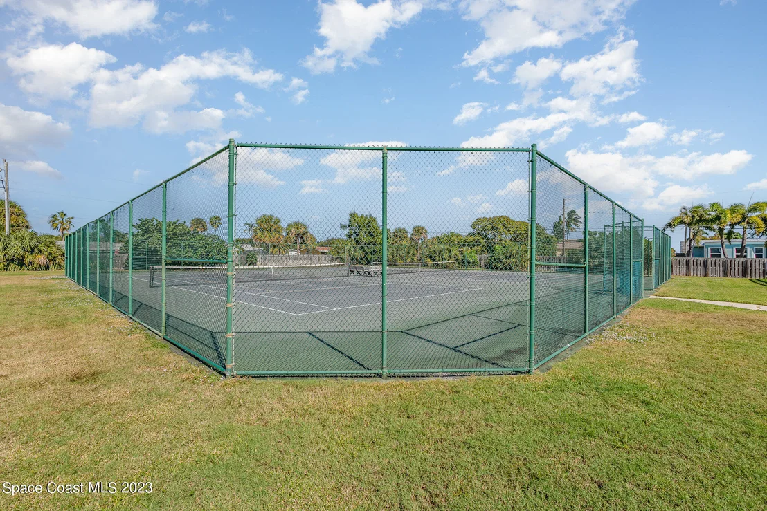 Photo of 426 Southampton Drive