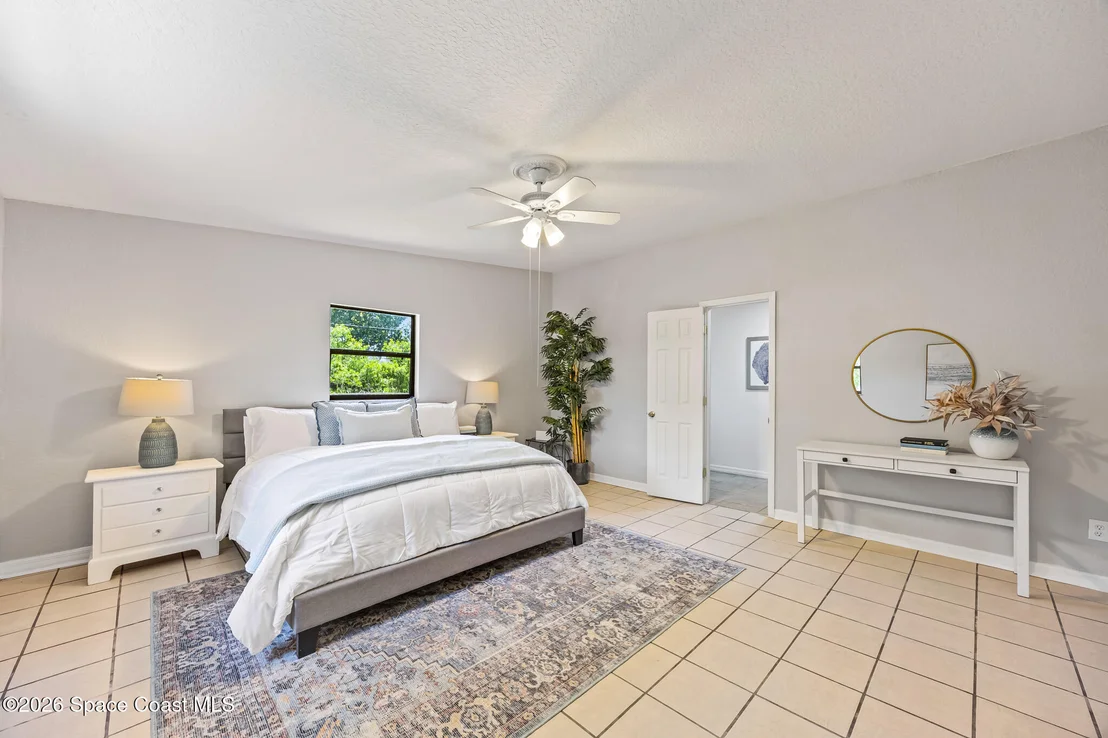 Photo of 777 James Circle NE
