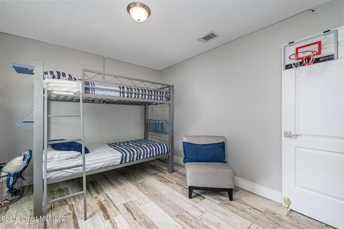 Photo of 214 7th Avenue
