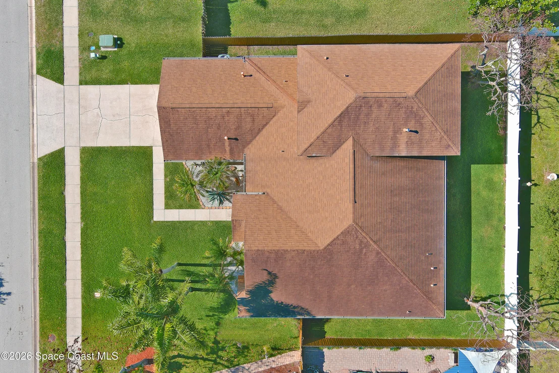 Photo of 394 Tunbridge Drive