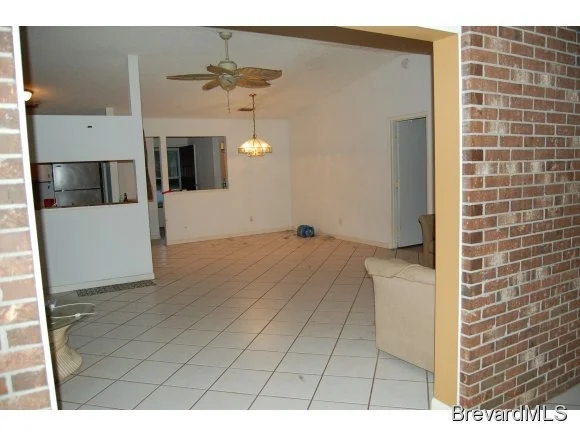 Photo of 5287 Palm