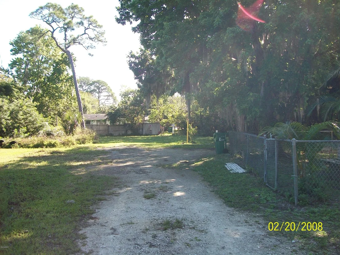 Photo of 332 Palm Avenue