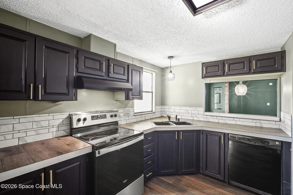 Photo of 1602 Cocoa Bay Boulevard