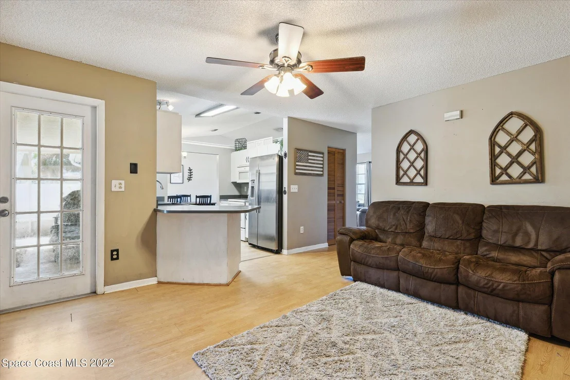 Photo of 6175 Wilderness Avenue