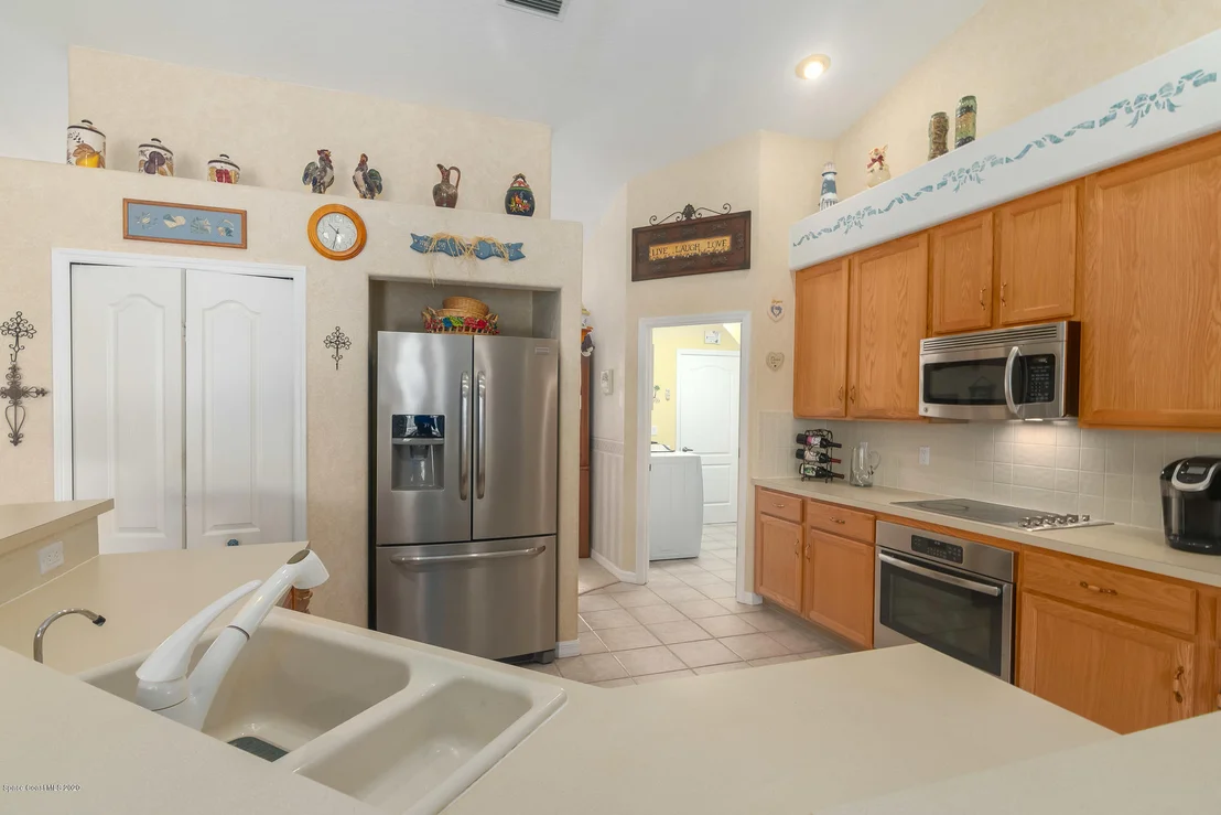 Photo of 5755 Sheffield Place