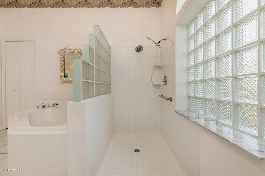 Photo of 4060 Long Leaf Drive
