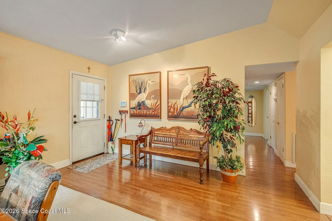 Photo of 986 Sarno Road