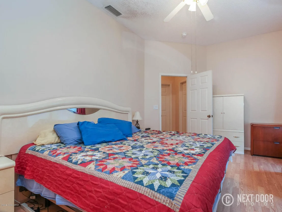 Photo of 867 Villa Drive