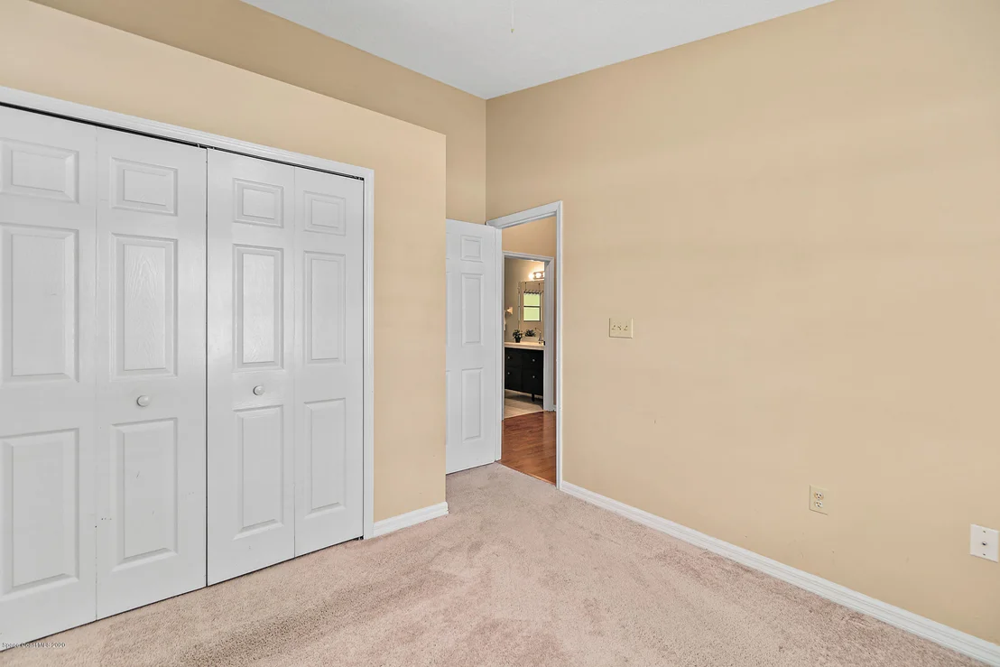 Photo of 1074 Red Bud Circle