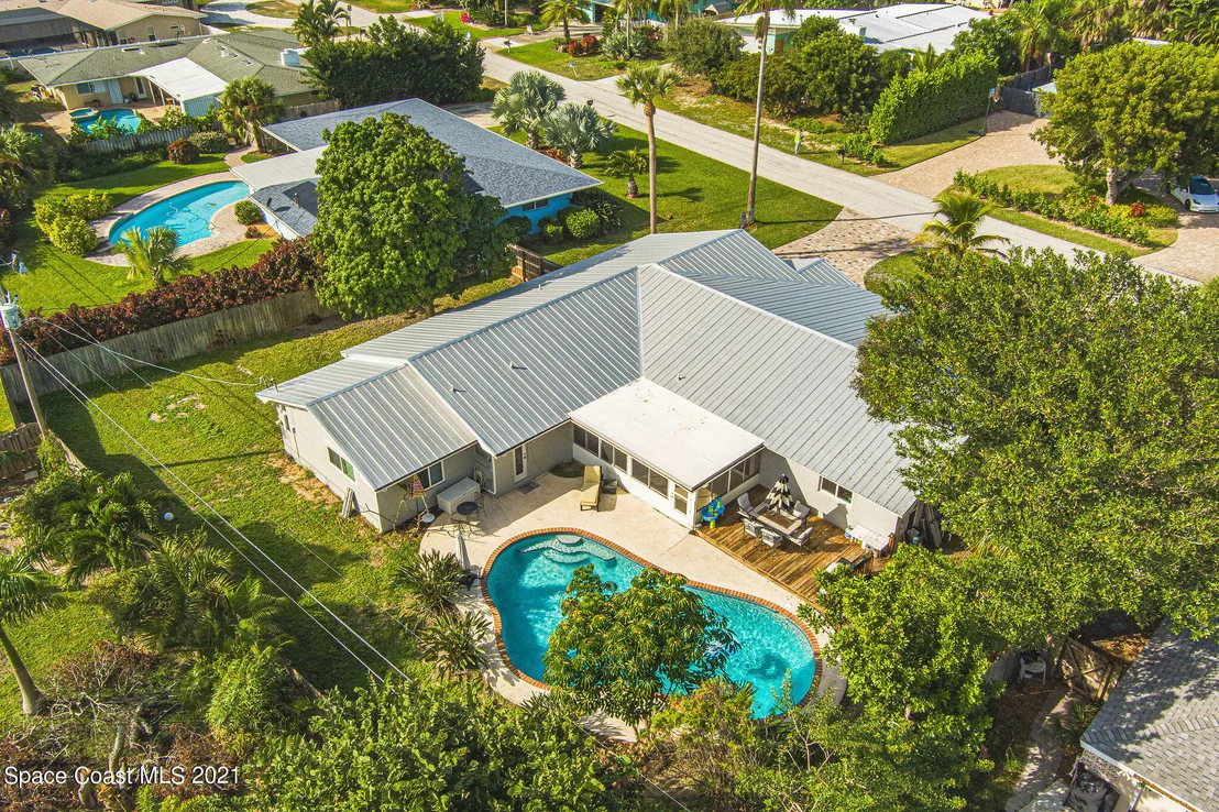 Photo of 211 Melbourne Avenue
