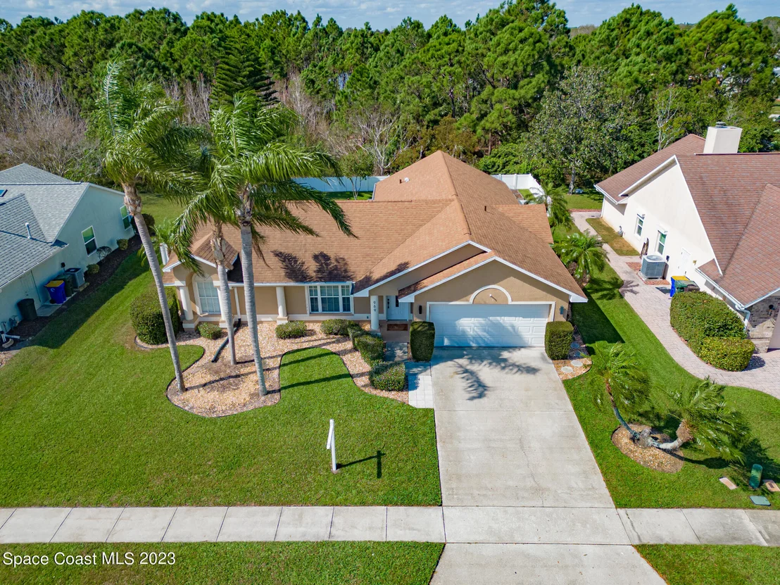 Photo of 969 Tamarind Circle
