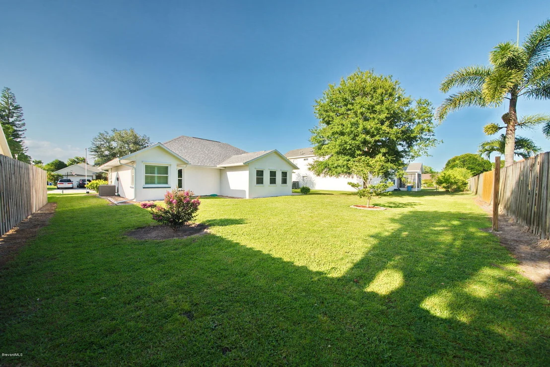 Photo of 1057 Jacaranda Circle