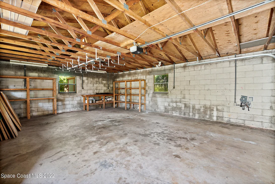 Photo of 2190 N Singleton Avenue