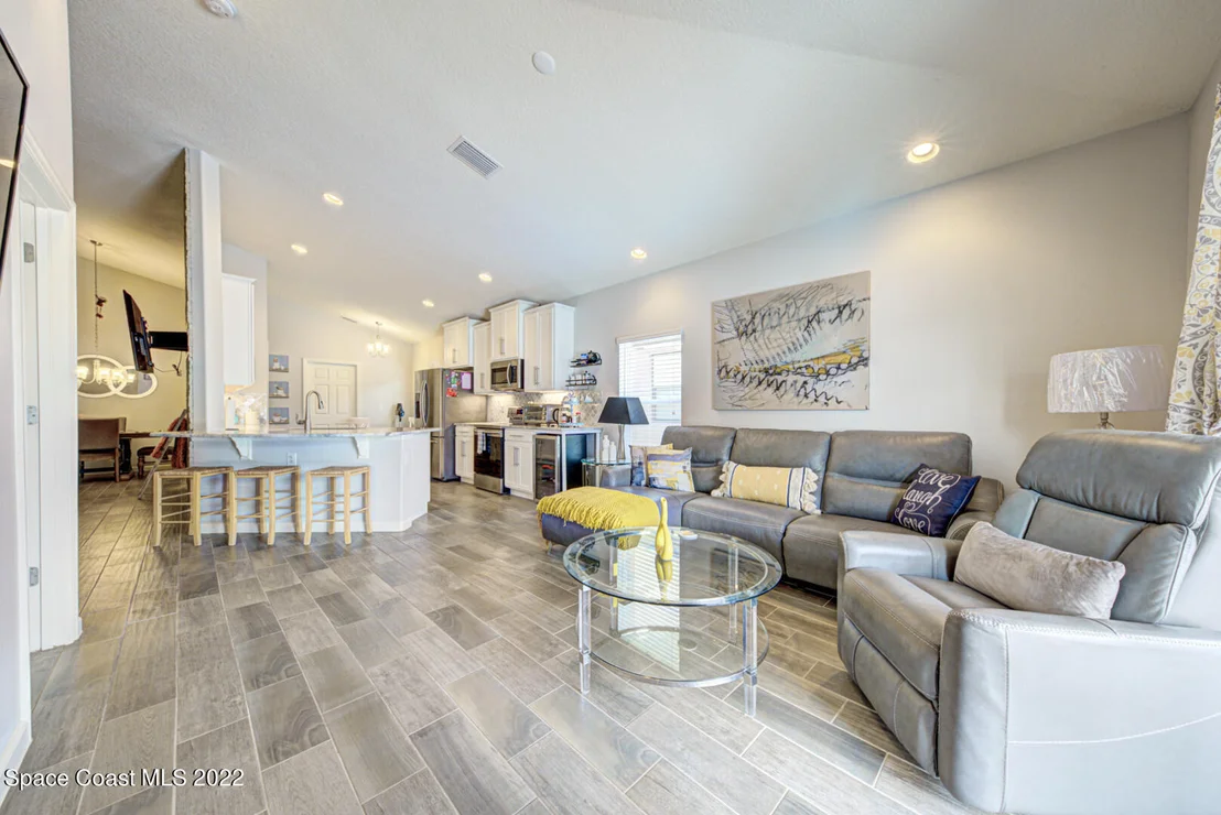 Photo of 1556 Fuji Drive