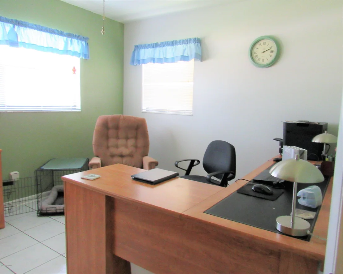 Photo of 979 Demaret Drive