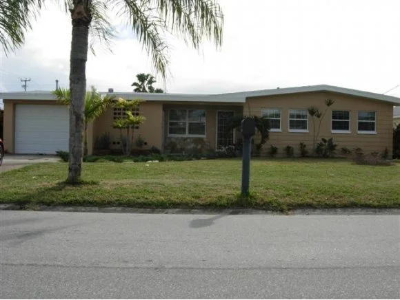 Photo of 301 Angelo