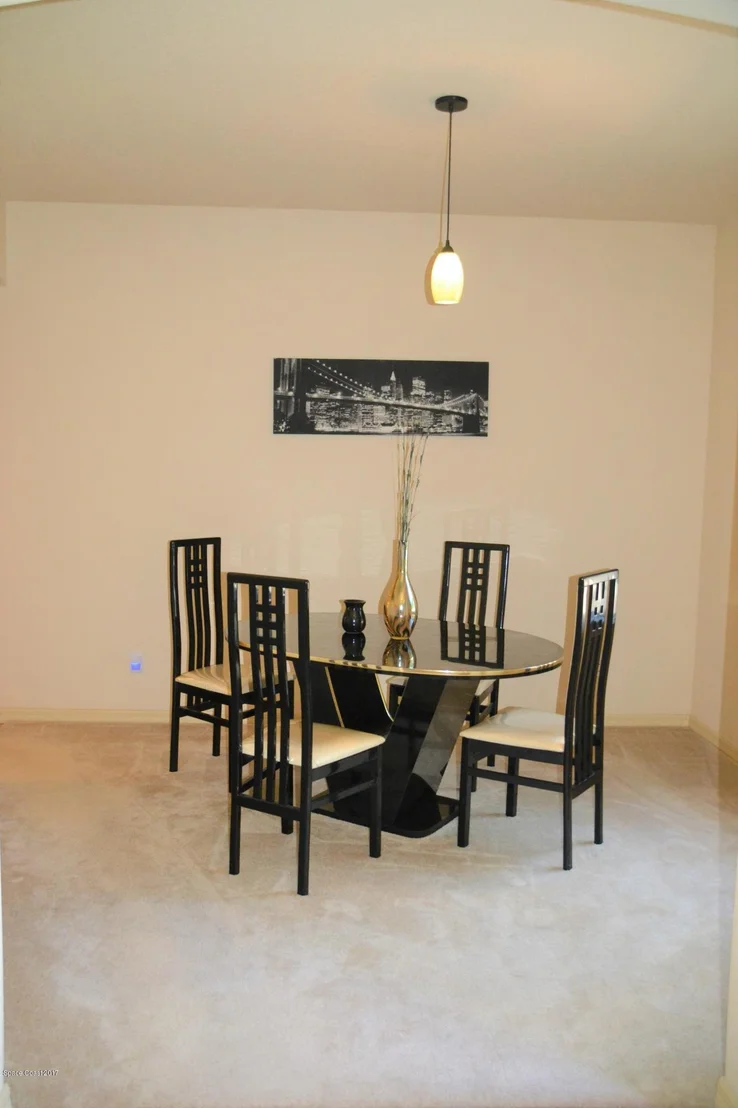 Photo of 1030 Morgan Circle NE