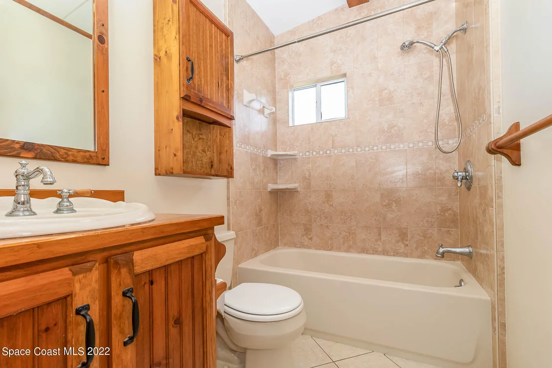 Photo of 4991 Cambridge Drive
