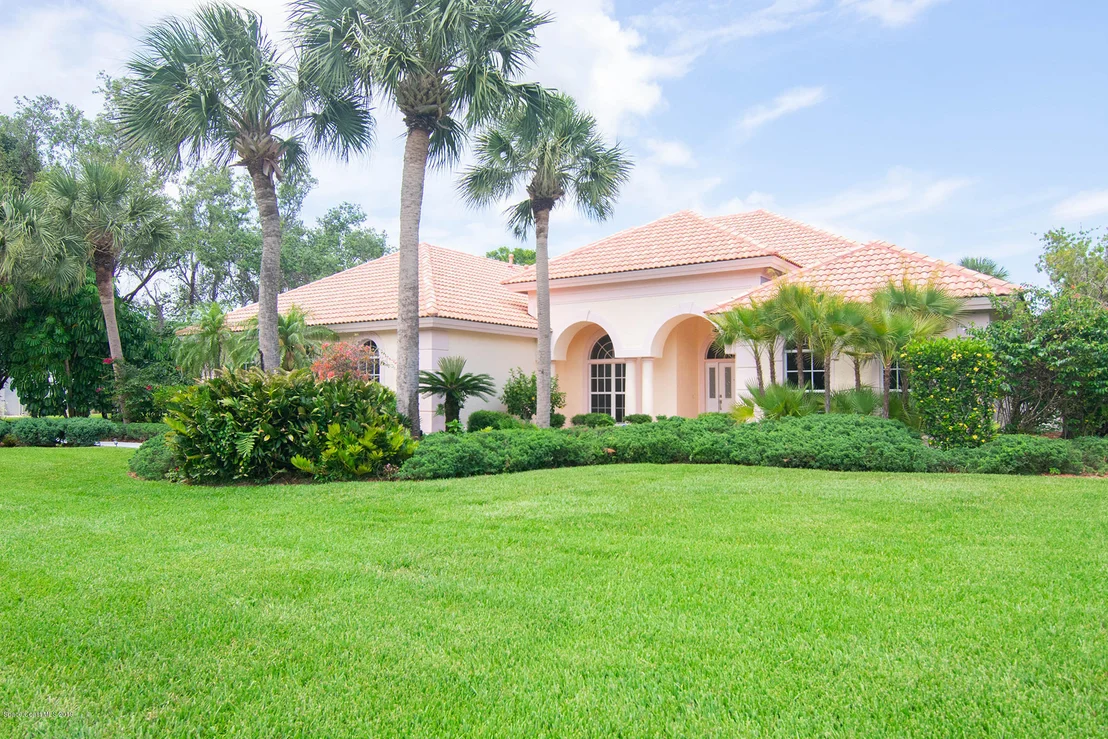 Photo of 759 Glengarry Drive