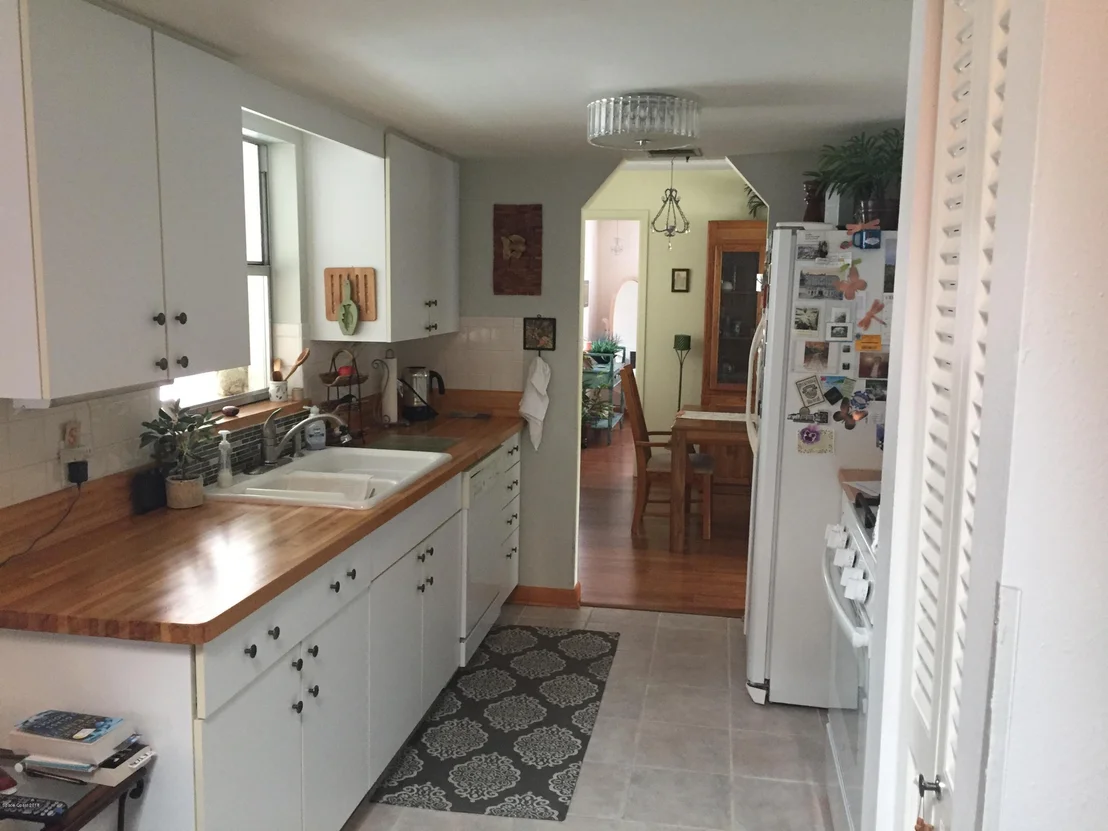 Photo of 2772 Wright Avenue