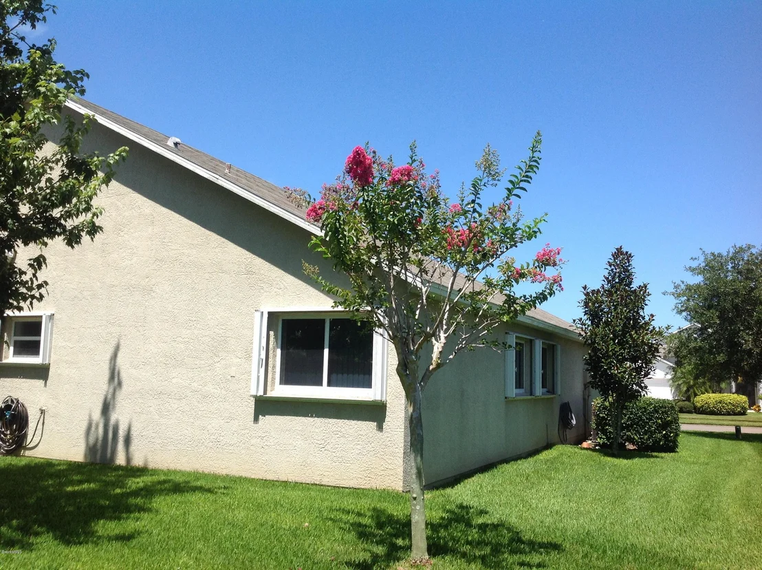 Photo of 768 Wyeth Street