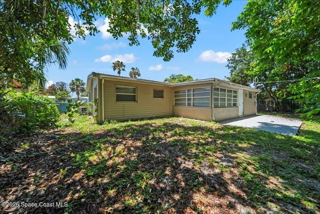 Photo of 1607 Albert Drive