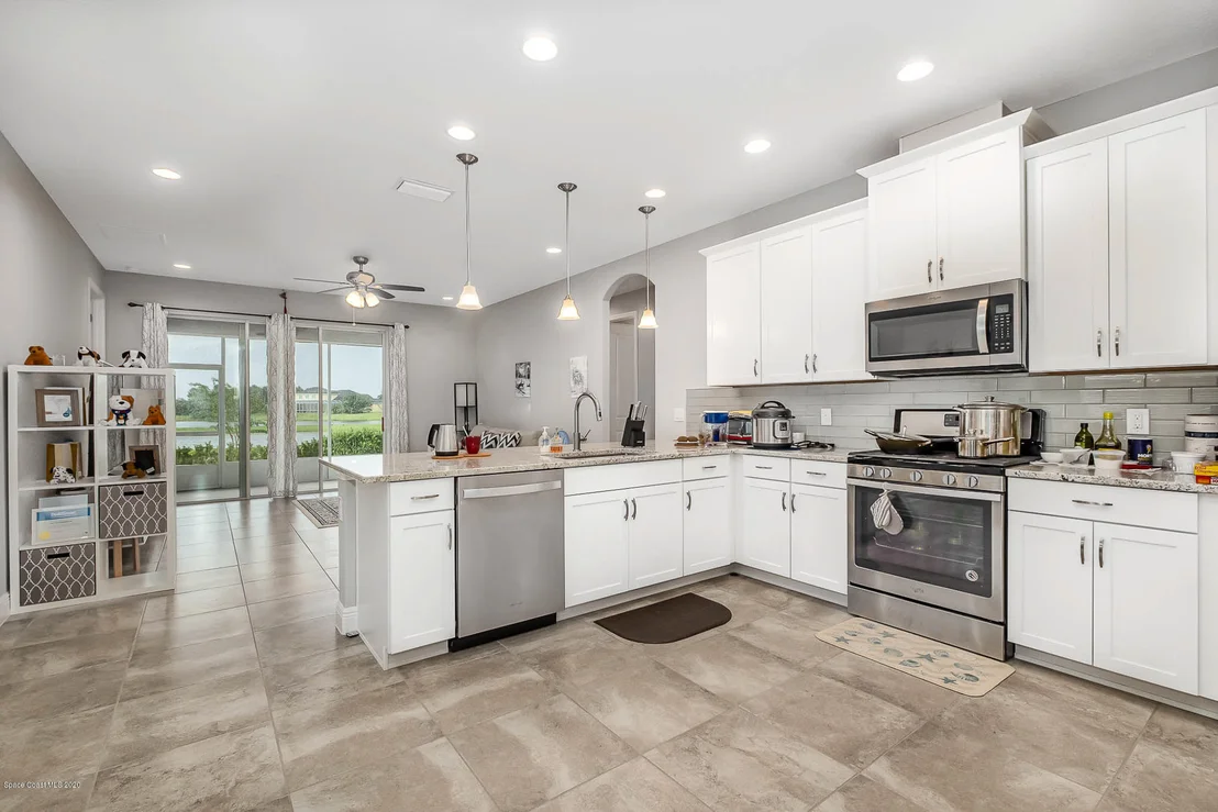 Photo of 7347 Bluemink Lane