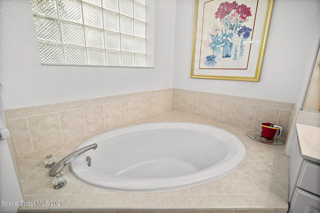 Photo of 5876 Arlington Circle