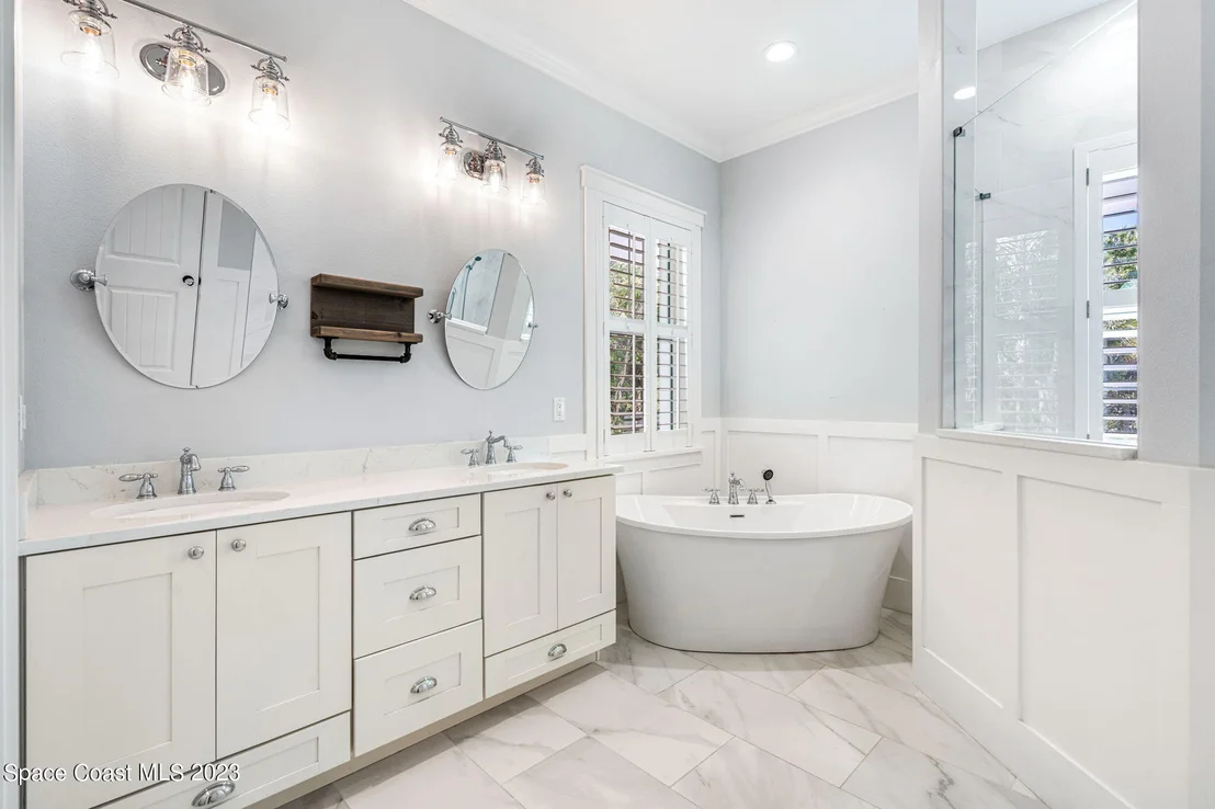 Photo of 5655 Willoughby Drive