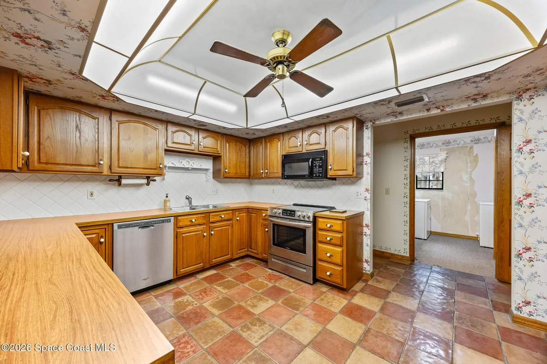 Photo of 3880 Ponderosa Road