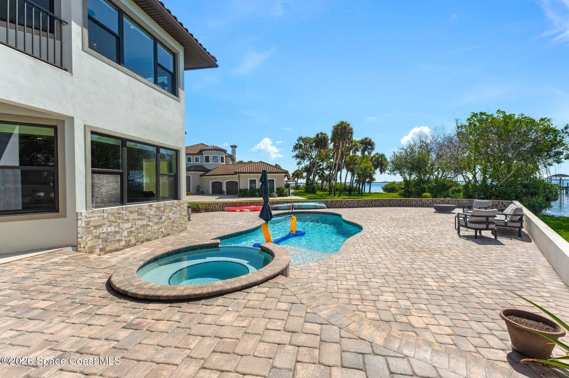 Photo of 3441 N Sylvan Lane
