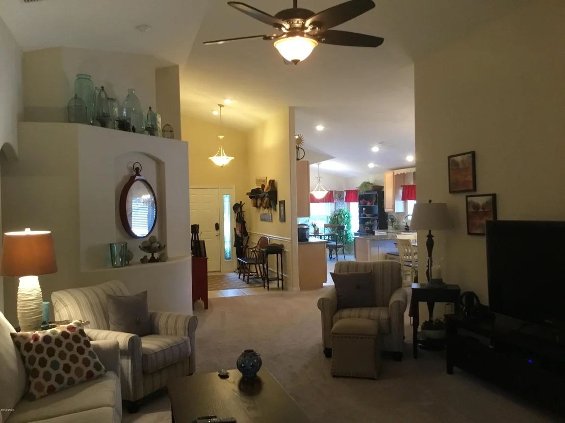 Photo of 7107 Broderick Drive