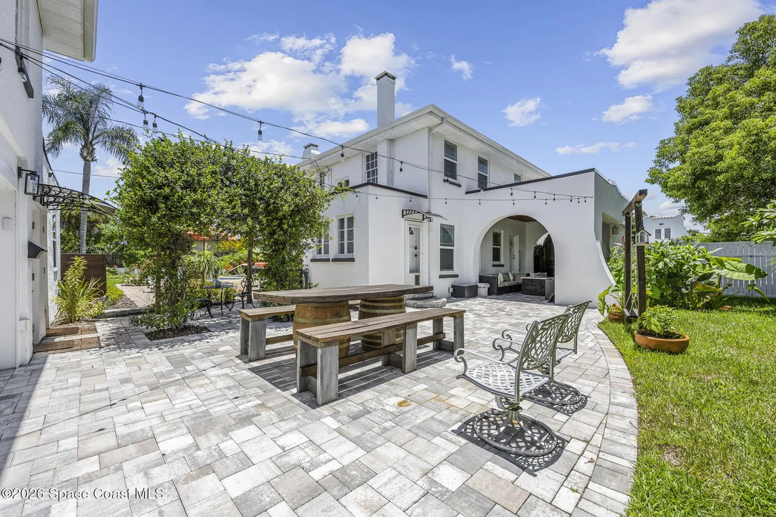 Photo of 130 Valencia Road