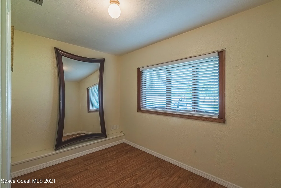 Photo of 1545 Echo Drive