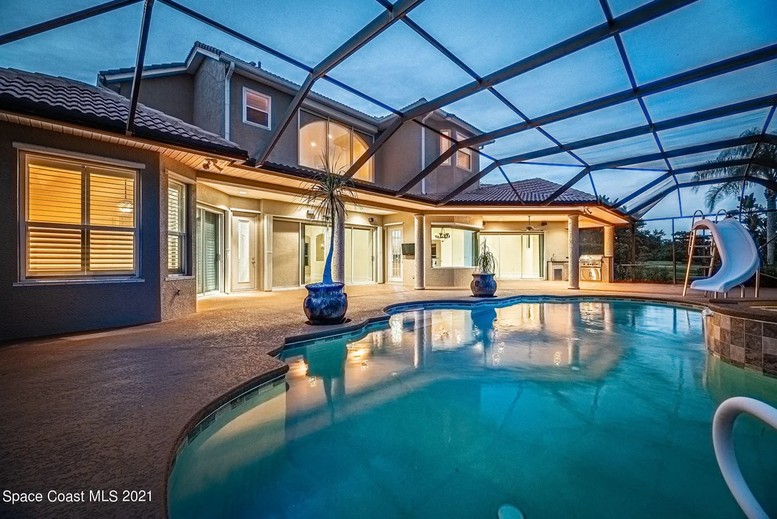 Photo of 8181 Compton Way