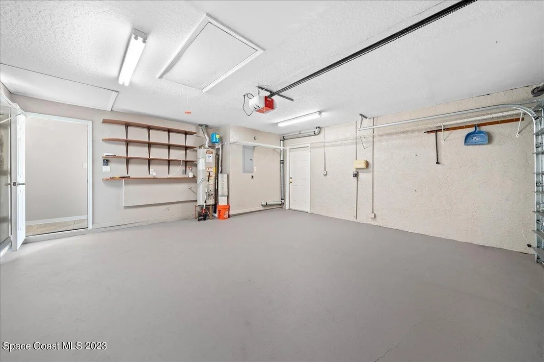 Photo of 1339 Heritage Acres Boulevard