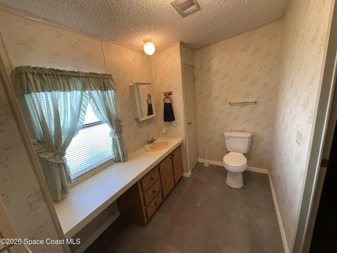 Photo of 844 Cardinal Avenue