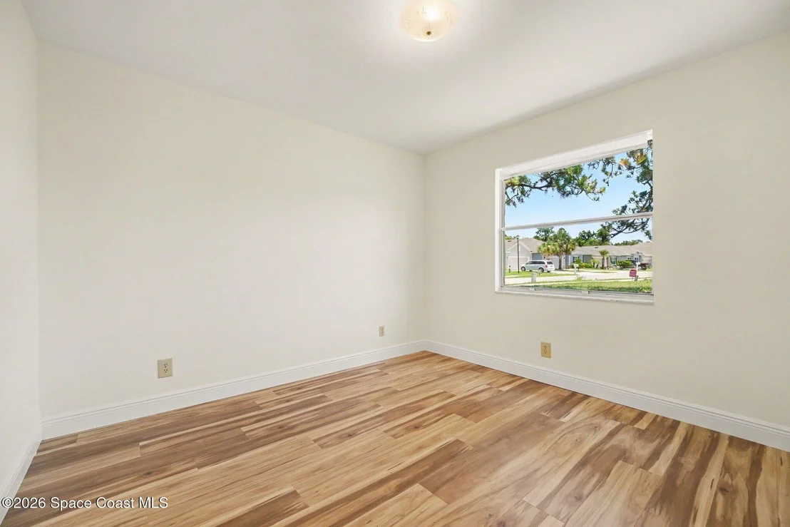 Photo of 952 Bayberry Lane