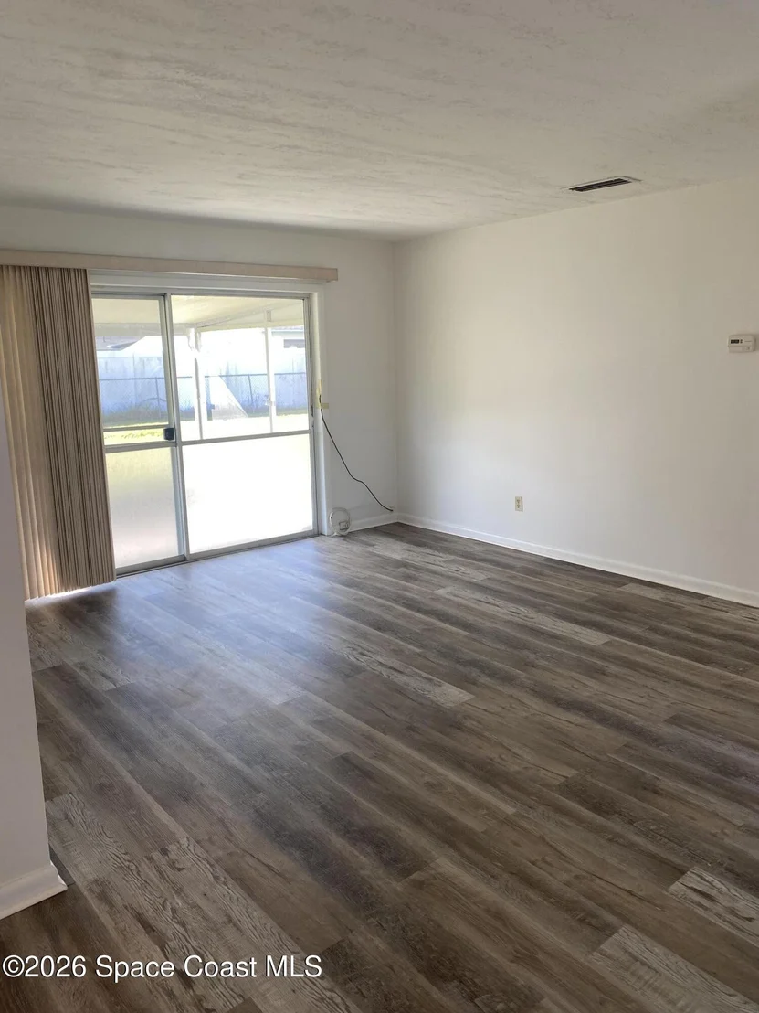 Photo of 1073 Coronado Drive