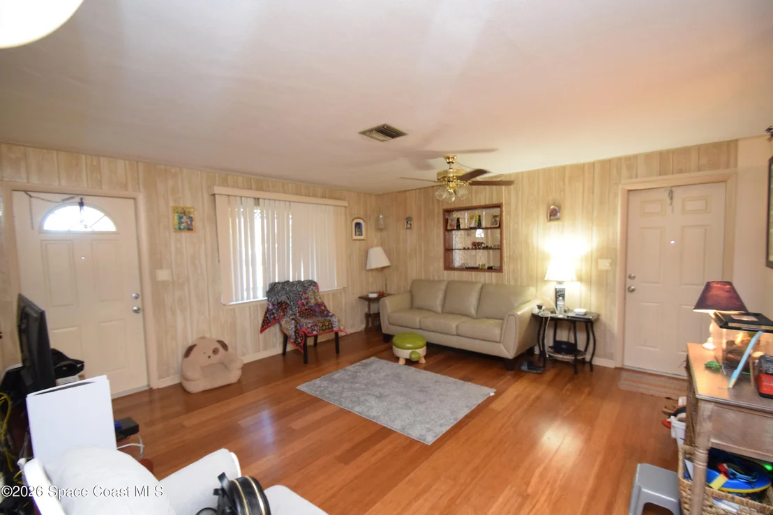 Photo of 4180 Sherwood Boulevard