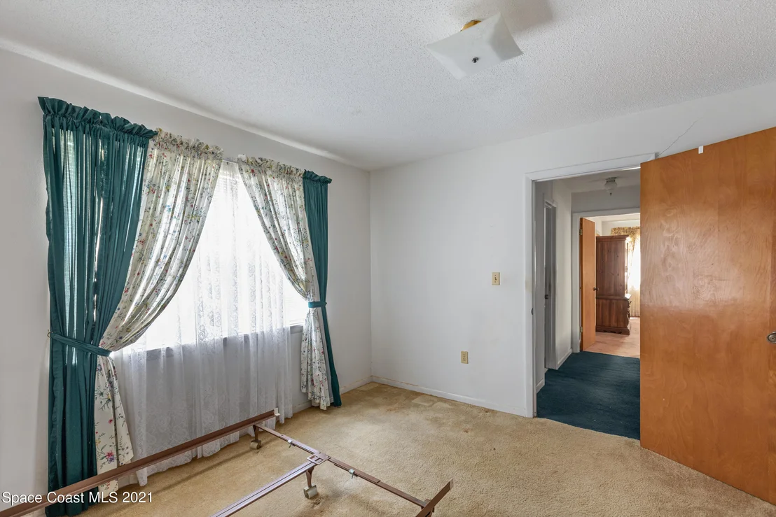 Photo of 4380 Milwaukee Avenue