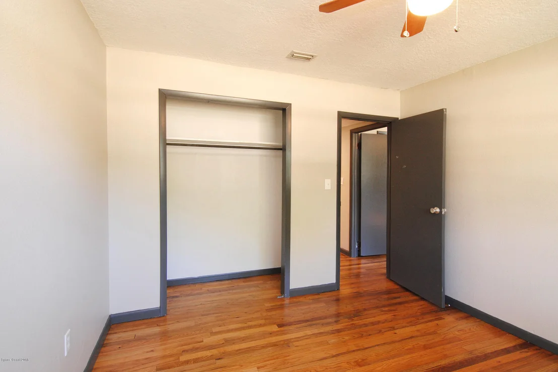 Photo of 1053 Bernice Road