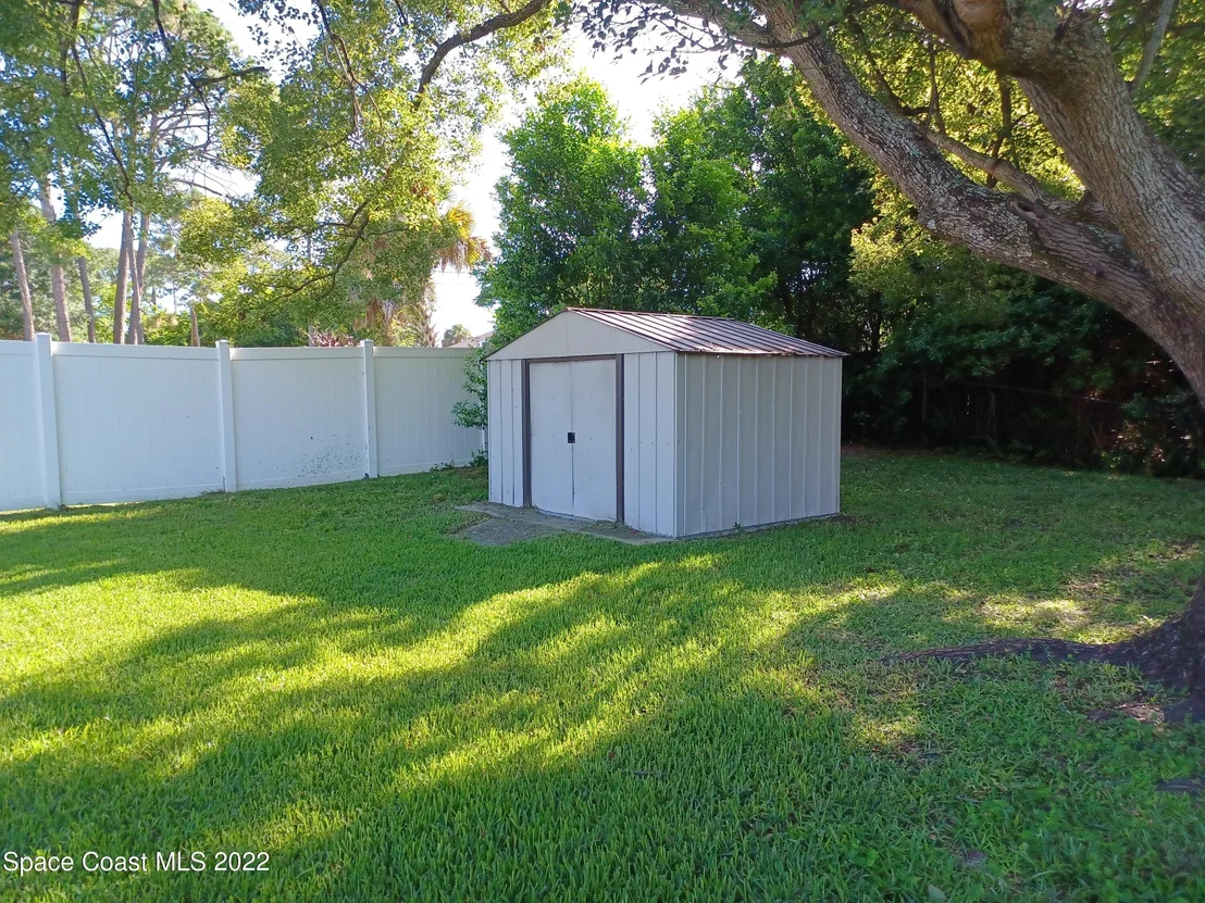Photo of 6465 Cable Avenue