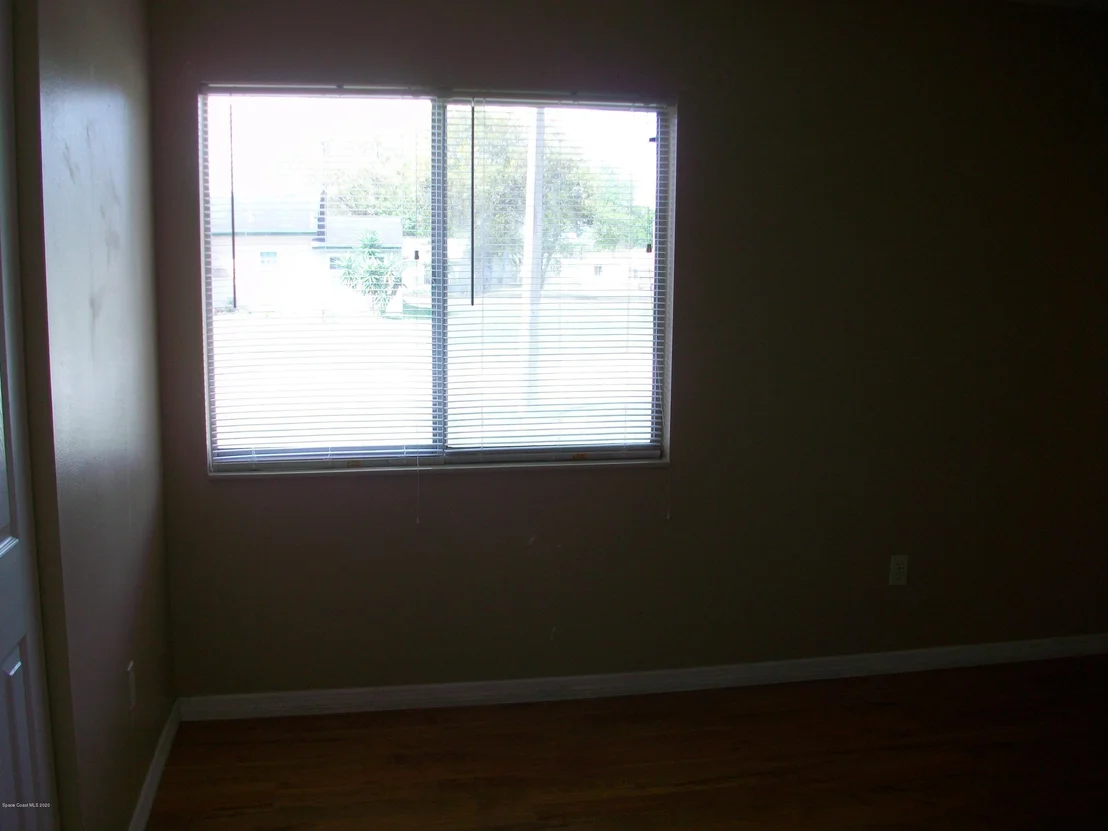 Photo of 1480 Carr Circle NE