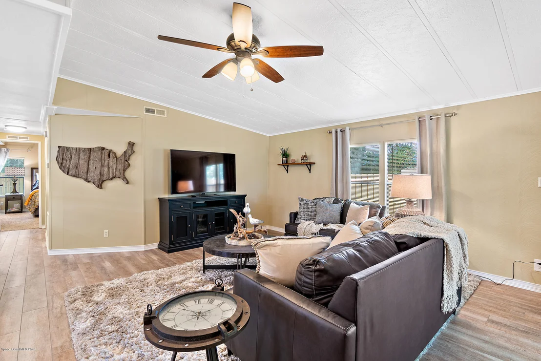 Photo of 105 Vanguard Circle