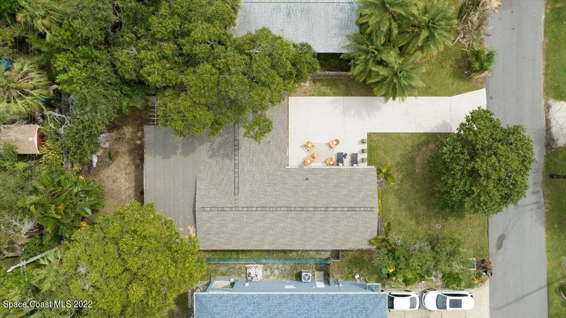 Photo of 1345 Bayshore Drive